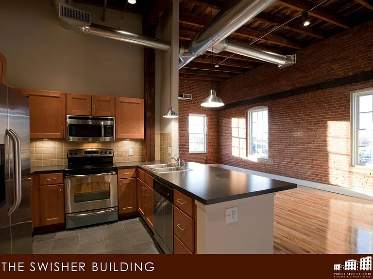 425 N Prince St #305 — Photo 1