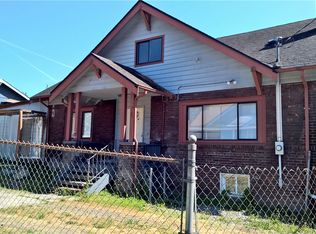 5105 S Wildwood Ln, Seattle, WA 98118
