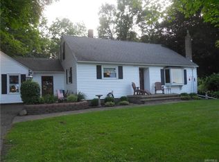 9710 S Street Rd, Le Roy, NY 14482