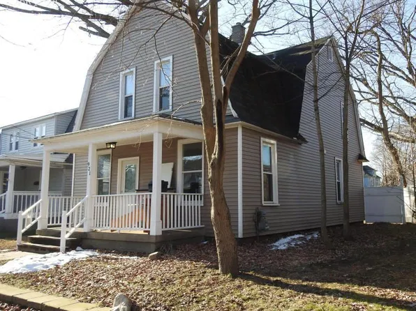 921 Norwich Ave SW, Grand Rapids, MI 49503