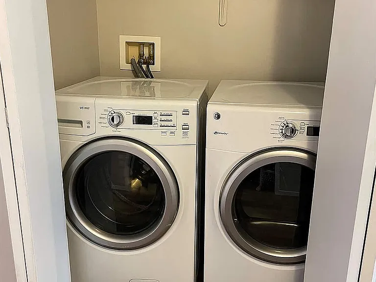 3 Bed 3 Bath