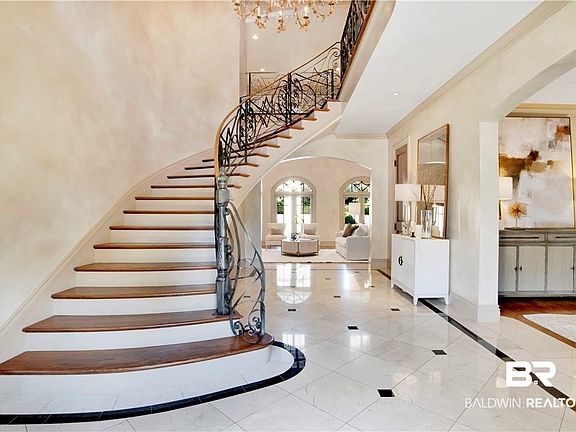 3rd image of 4 Chancery Ct