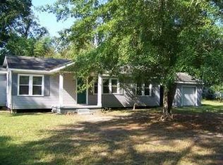 374 Powell Dr, Thomasville, GA 31757