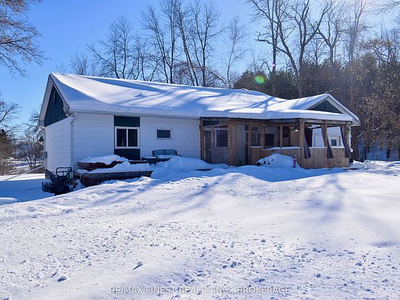 5th image of 1523 Lake Rd