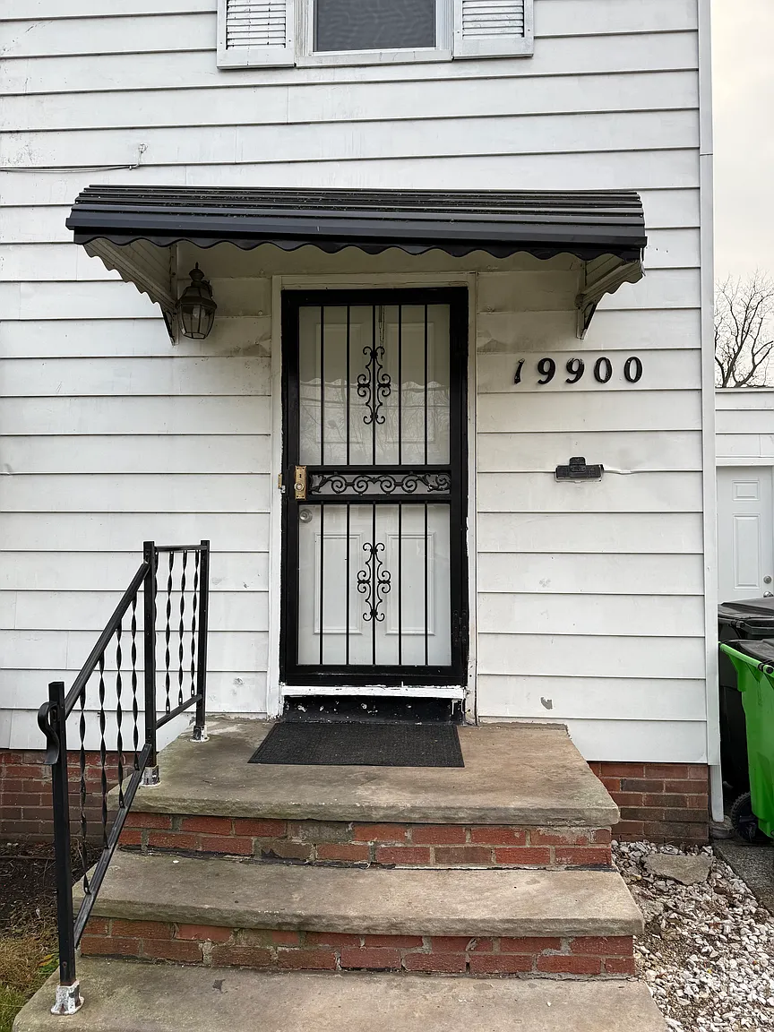 19900 Harvard Ave photo 1