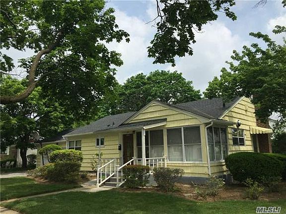 3rd image of 117 Joseph St