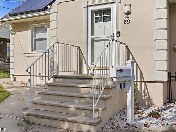 3rd image of 69 Avenue C