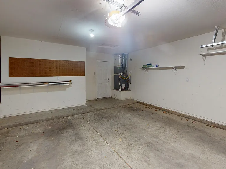 6812 Glenturret Way NE — Photo 20