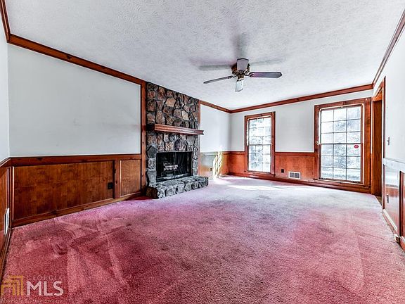 3rd image of 103 Bristol Sq