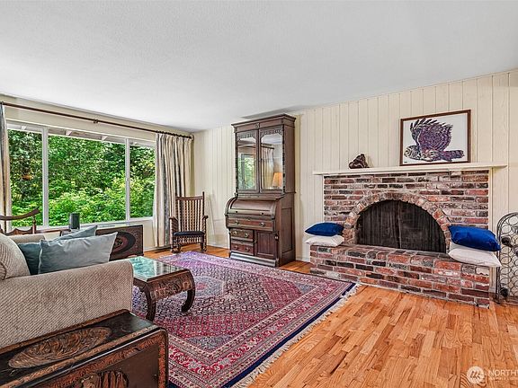 2nd image of 26301 SE 158th Street