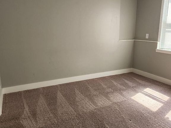 4th image of 502 Park Ave #21