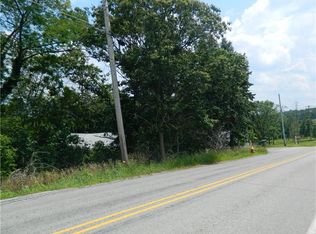 103 Division Rd, Tarentum, PA 15084