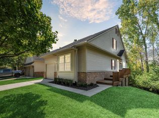 30861 Centennial Dr #R, Novi, MI 48377