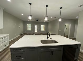 9901 Raymar St #B, Pensacola, FL 32534