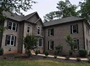 112 Breeds Hill Way, Greer, SC 29650