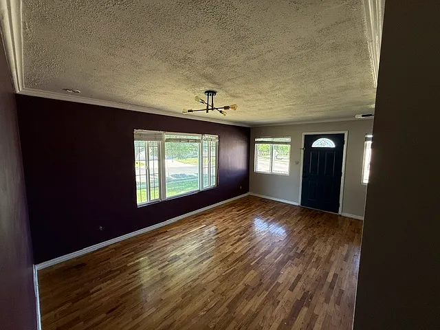 1293 S Main St — Photo 13