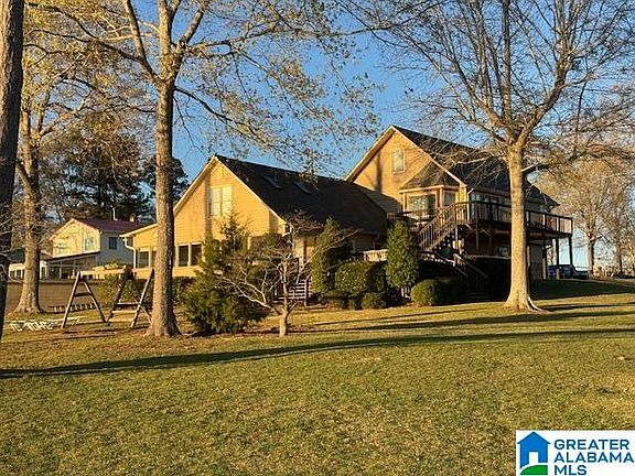 2nd image of 1442 Shannon Way