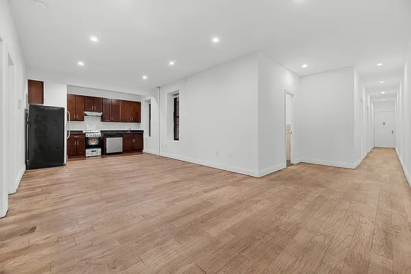 Rented by REAL New York | media 4