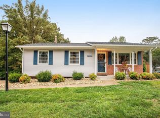 12608 Oakwood Dr, Woodbridge, VA 22192