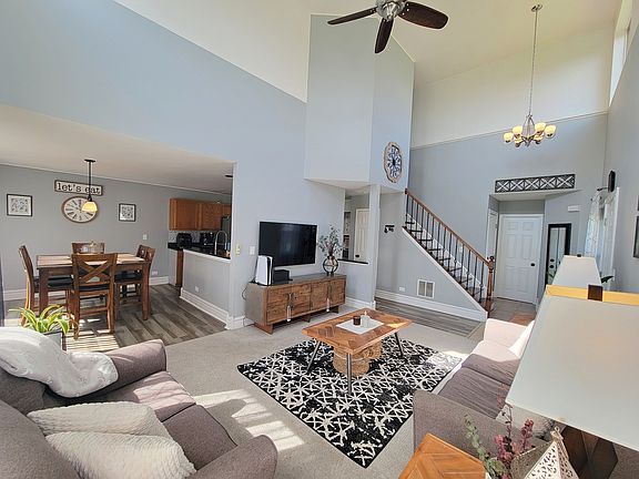 5th image of 1455 Meadowsedge Ln