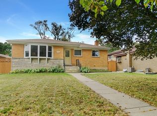 912 E Irving Park Rd, Itasca, IL 60143