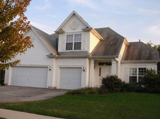 219 Pine Ridge Ln, Montgomery, IL 60538