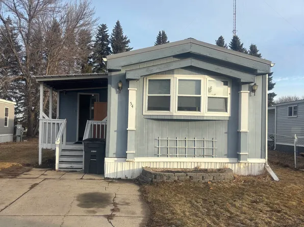 1852 16th St SW #54, Minot, ND 58701