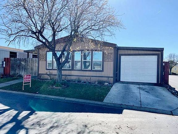2nd image of 7855 Cottonwood Ln Unit 37
