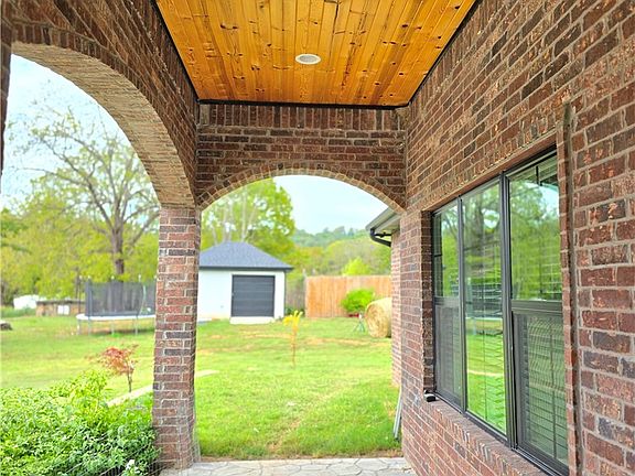 4th image of 20208 Fawn Rd