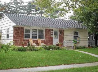 7 E Yorkshire Ave, Northfield, NJ 08225