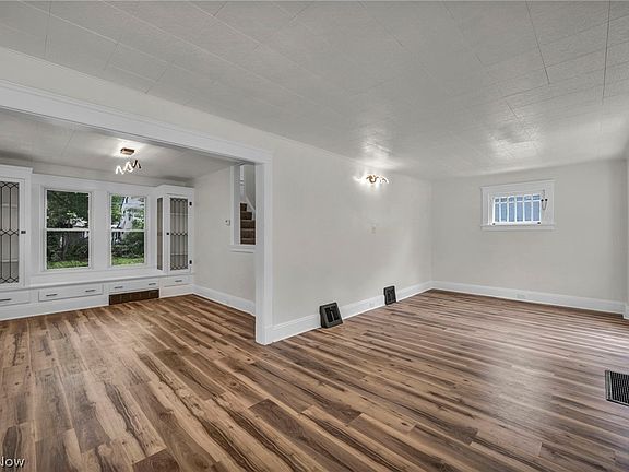5th image of 13605 Argus Ave