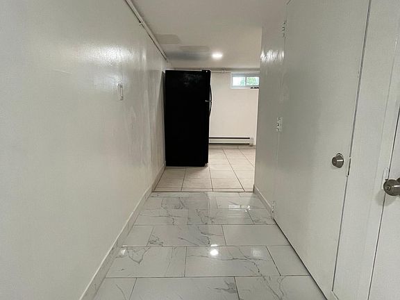 3rd image of 15 Roanoke St