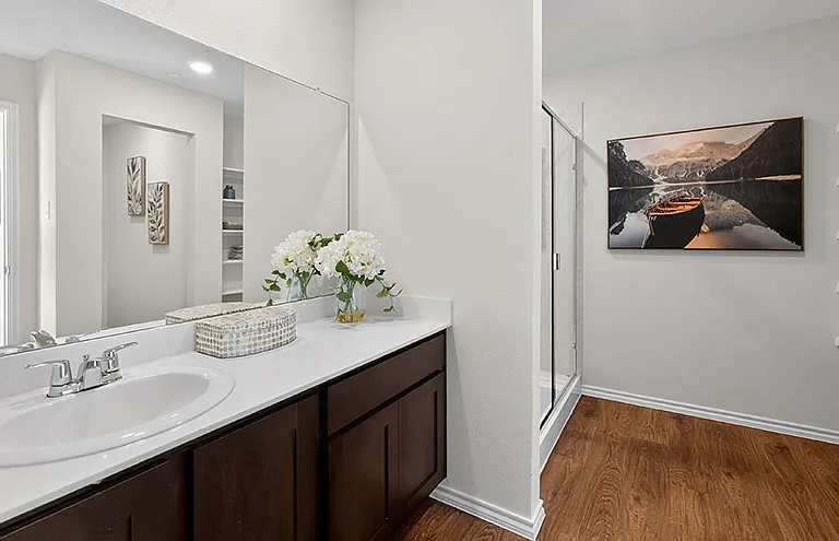 Urbane Duo Townhomes — Photo 11