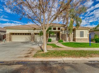 304 W Bluebird Dr, Chandler, AZ 85286