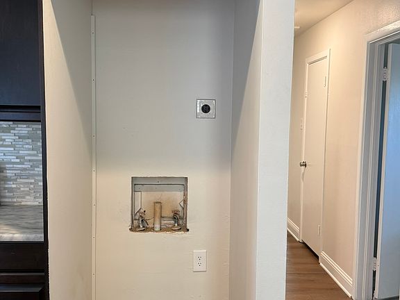 4th image of 4616 Sandra Lynn Dr