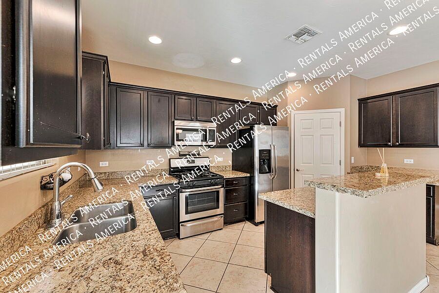 1st image of 445 W Corte Planga