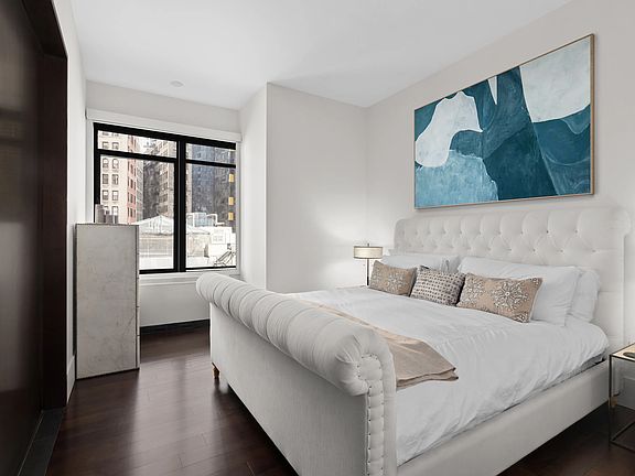 3rd image of 40 Broad St APT 17H