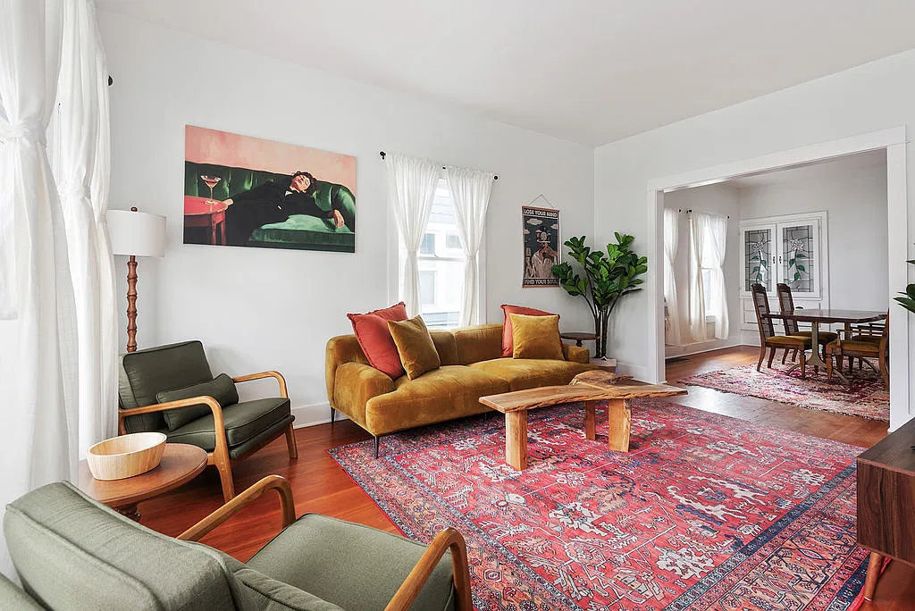 2 bed, 1066 sqft, $3,600 — Photo 1