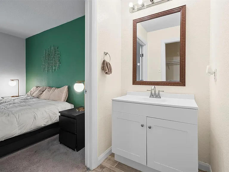 11007 White Oak Bend Dr — Photo 11