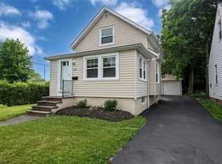 1353 Orchard Heights Dr, Mayfield Heights, OH 44124