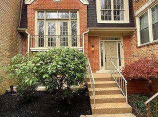 2104 Kings Garden Way, Falls Church, VA 22043