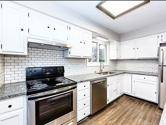 3rd image of 6008 Falstaff Dr