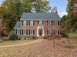 350 Barrington Park Ln, Kernersville, NC 27284