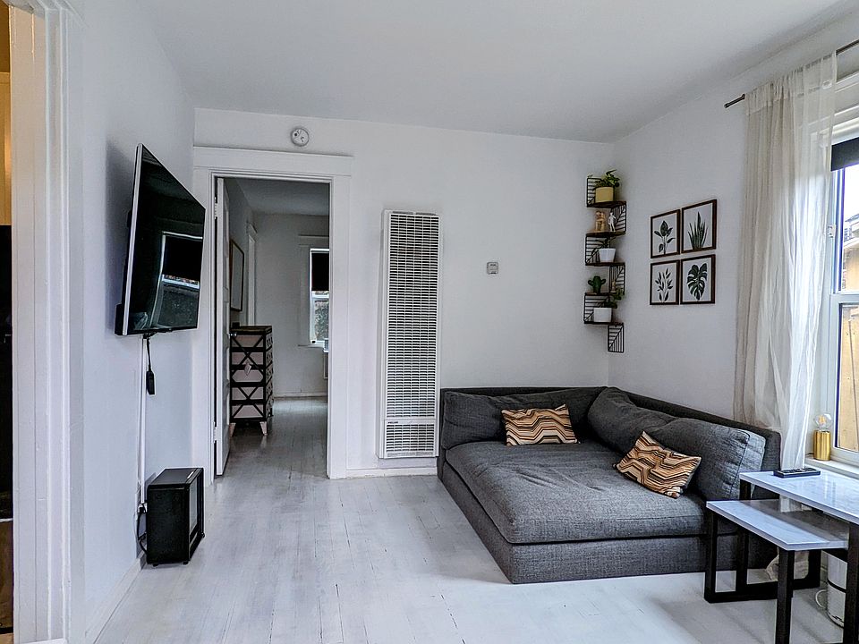 Living room. Furniture not included.