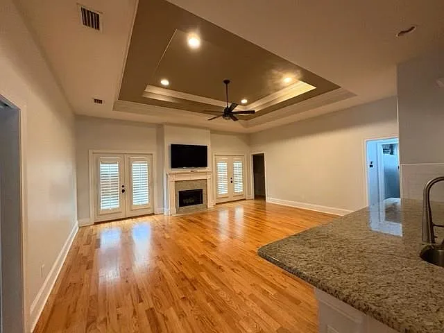 3251 Carollton Dr — Photo 3