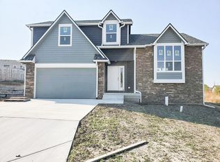 604 Heather Ct, Saint George, KS 66535