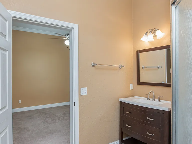542 S 72nd Ave #C — Photo 13