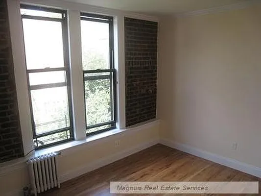 Rented by Magnum Realty Holdings, LLC | media 9