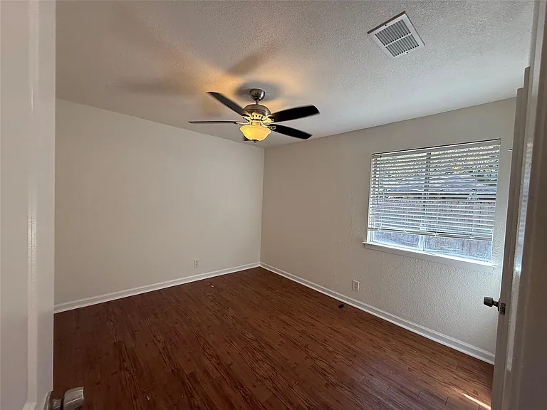 6710 Circle South Rd #B — Photo 9