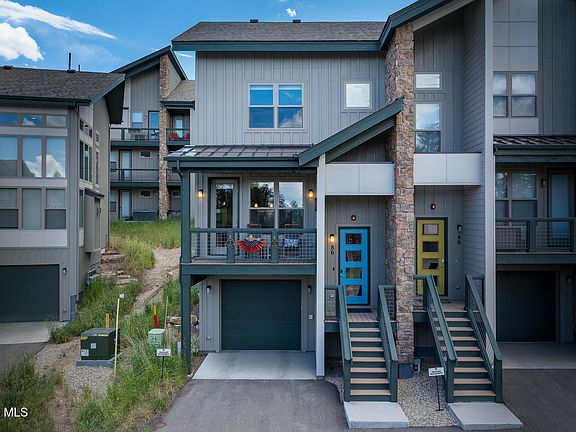 2nd image of 86 Stagecoach Way